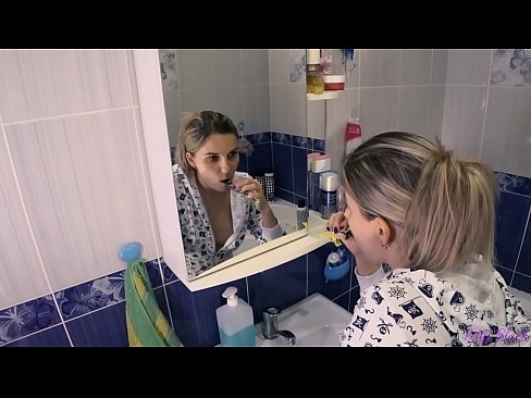 ❤️ Hack mat jonken an Pyjamas endet mëndlech kum an Arsch - Letty schwaarz Porno op lb.porno-fuq.ru ﹏